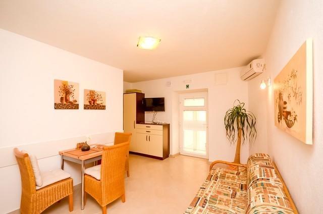 Apartman Dvor Makarska Cameră foto